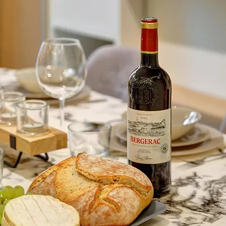 695 Belle - Superbe A Apartamento *