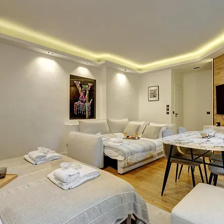 695 Belle - Superbe A Apartamento