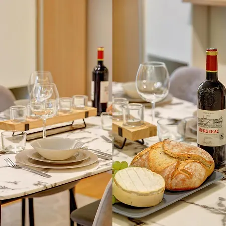 695 Belle - Superbe A Apartamento