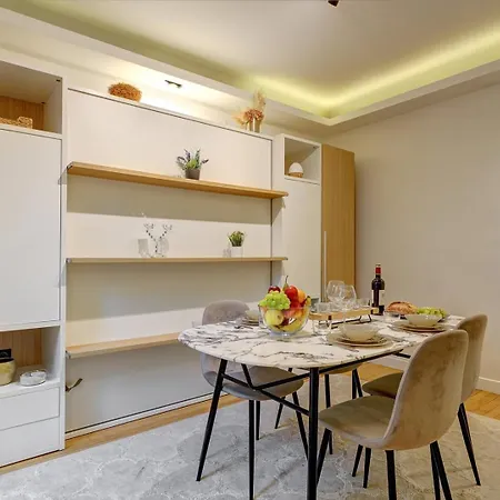 695 Belle - Superbe A Apartamento *